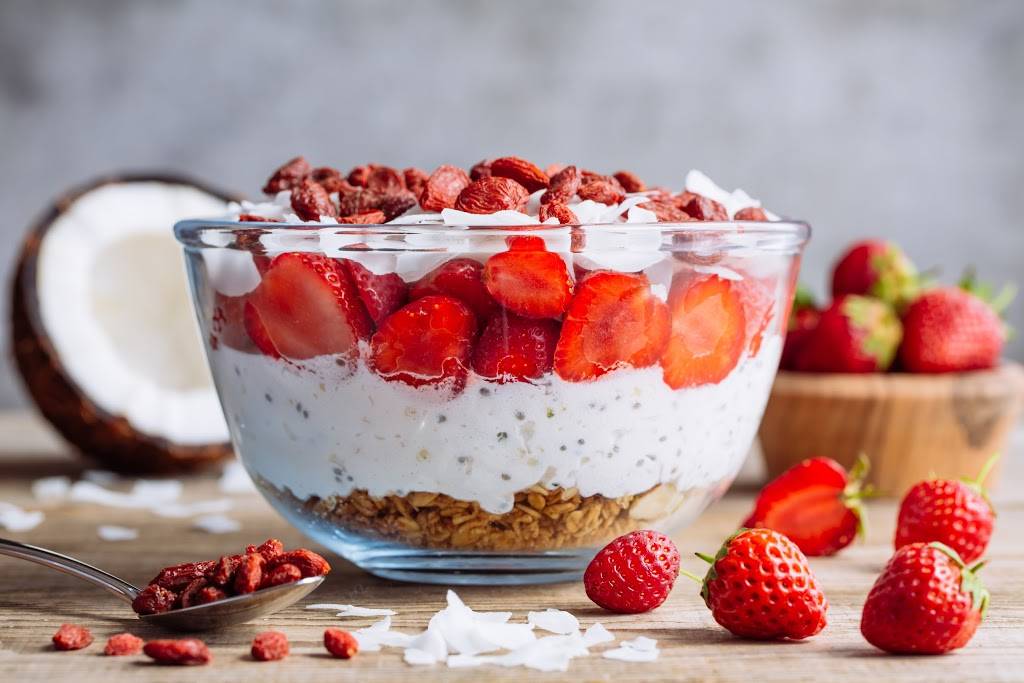 Qwench Juice Bar | restaurant | 6848 Sunset Blvd, Los Angeles, CA 90028, USA | 3234698825 OR +1 323-469-8825