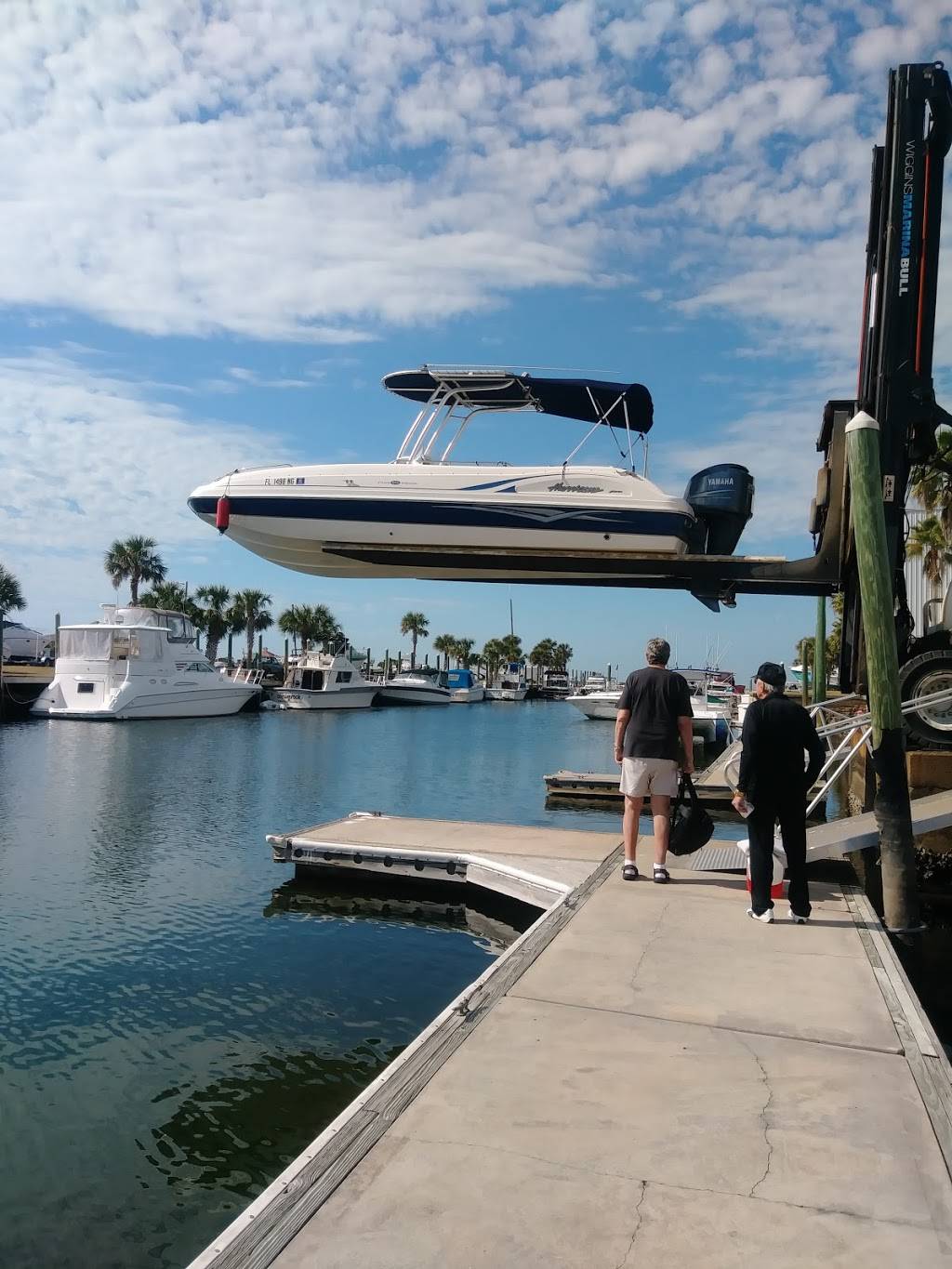 Port Hudson Marina LLC | restaurant | Crab Trap Court, Hudson, FL 34667, USA | 7278691840 OR +1 727-869-1840