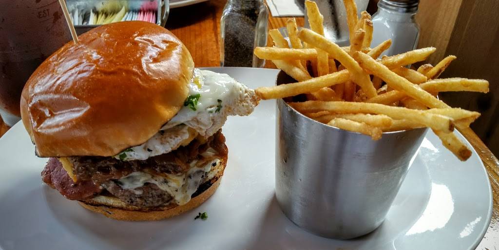 Druthers Brewing Company | restaurant | 1053 Broadway, Albany, NY 12204, USA | 5186507996 OR +1 518-650-7996