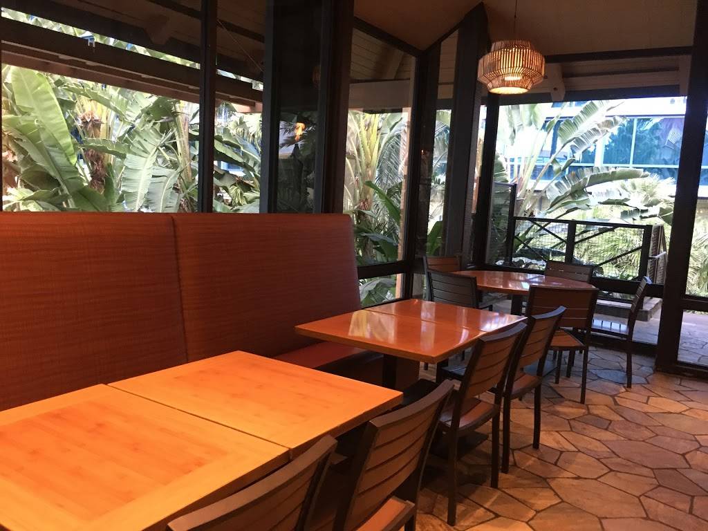 Tangaroa Terrace Tropical Bar & Grill | restaurant | 1150 Magic Way, Anaheim, CA 92802, USA | 7147813463 OR +1 714-781-3463