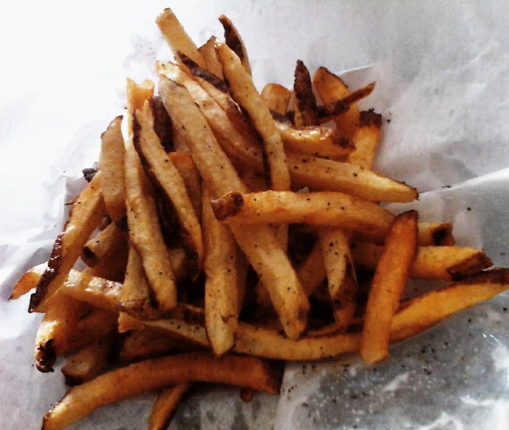 Hotdog Opolis | restaurant | 6020 N Federal Hwy, Boca Raton, FL 33487, USA | 5619885959 OR +1 561-988-5959