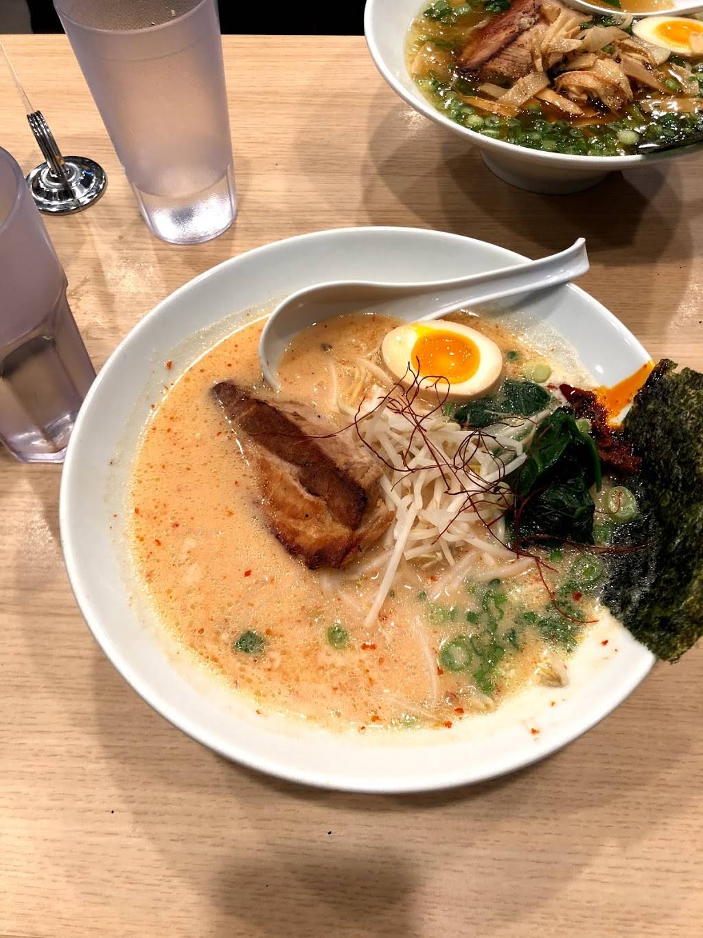 SILVERLAKE RAMEN 2 GO | restaurant | 2212 Sunset Blvd, Los Angeles, CA 90026, USA | 2135683724 OR +1 213-568-3724