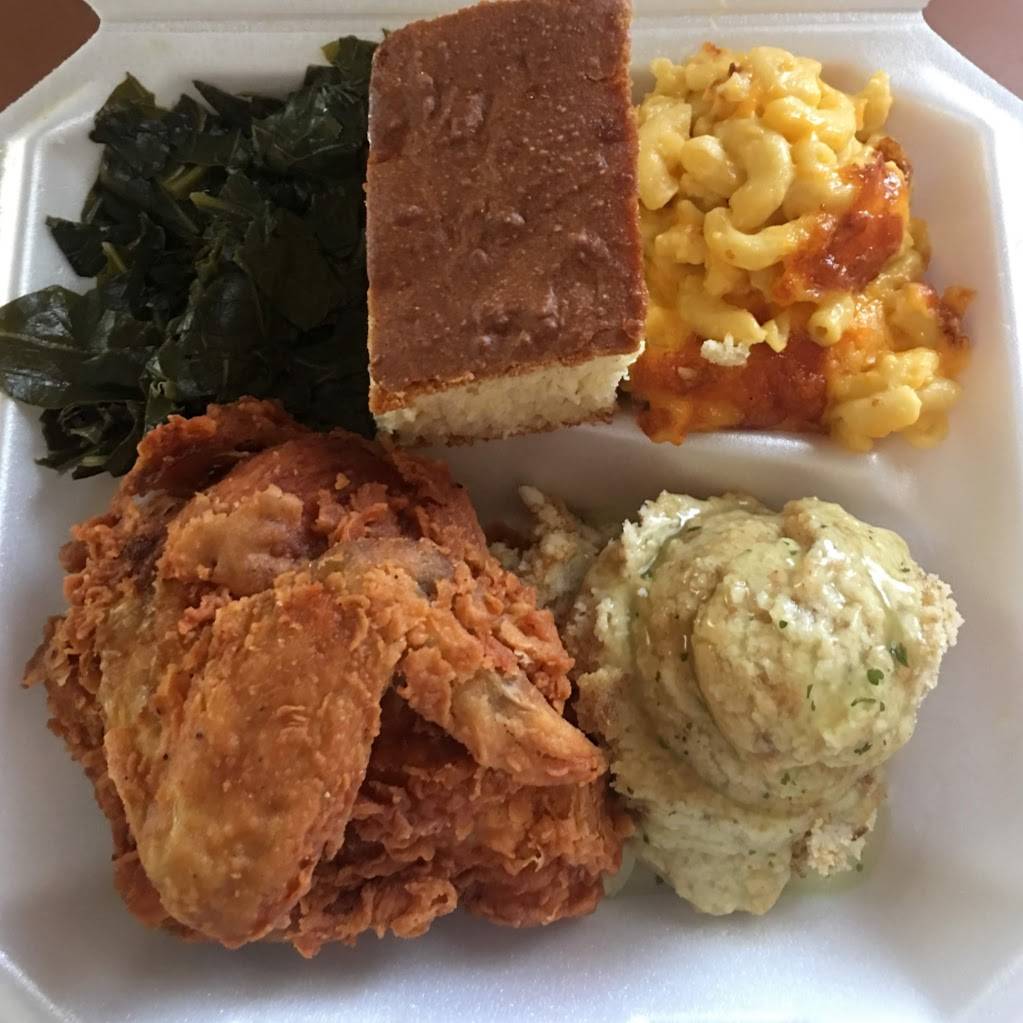 the Chicken Ladys Coop | restaurant | 6597 Whittlesey Blvd, Columbus, GA 31909, USA | 7065075571 OR +1 706-507-5571