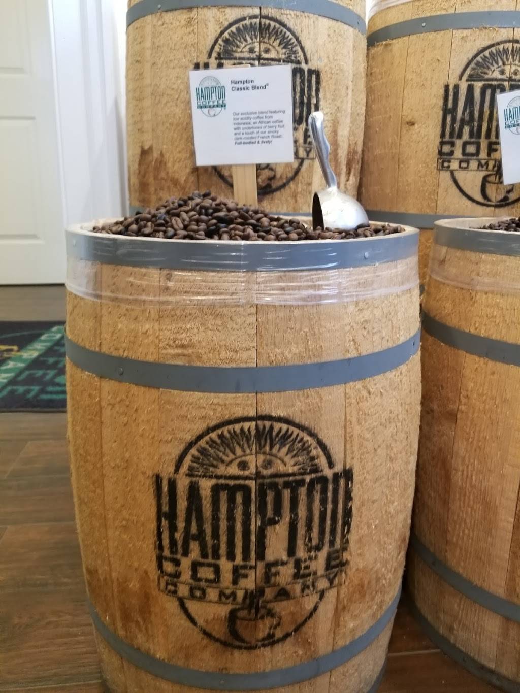 Hampton Coffee Company | bakery | 272 Main Rd, Aquebogue, NY 11931, USA | 6317792862 OR +1 631-779-2862