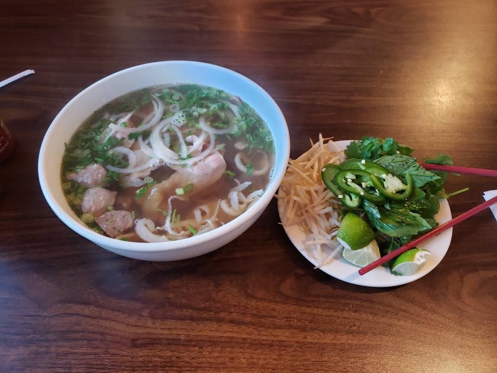 Saigon Wings | restaurant | 3712 Galley Rd, Colorado Springs, CO 80909, USA | 7195976559 OR +1 719-597-6559