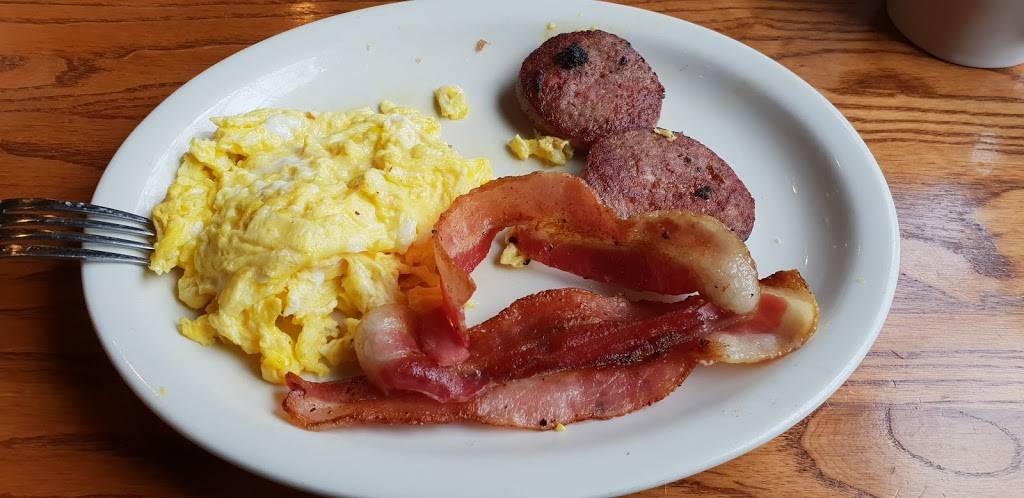 Cracker Barrel Old Country Store | restaurant | 2183 N Hwy 17, Mt Pleasant, SC 29466, USA | 8438845220 OR +1 843-884-5220