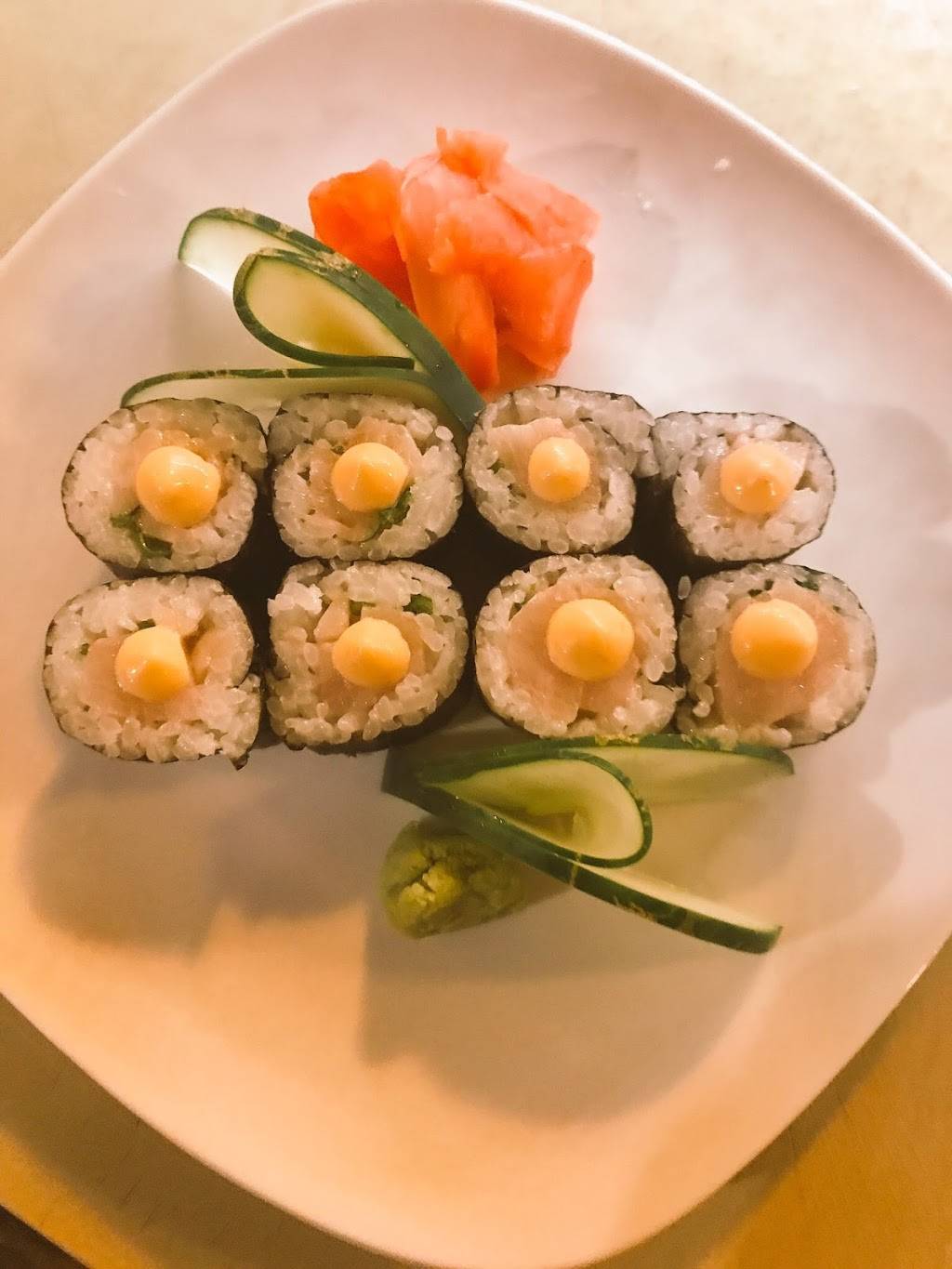 Kiku Japanese Steakhouse | restaurant | 15211 US-441, Eustis, FL 32726, USA | 3524838288 OR +1 352-483-8288