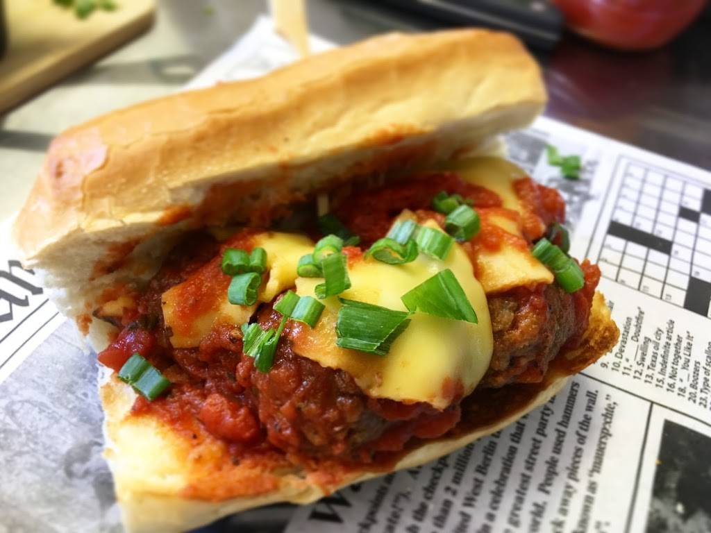 Bmore Righteous | restaurant | 13 W 25th St, Baltimore, MD 21218, USA | 4434578046 OR +1 443-457-8046