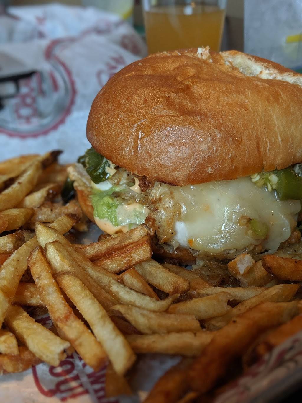 BackPorch DraftHouse West | restaurant | 5762-6070 NW Cache Rd, Lawton, OK 73505, USA | 5806992999 OR +1 580-699-2999