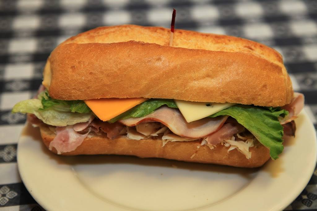 Foodies Cafe | restaurant | 151 Joliet St, Dyer, IN 46311, USA | 2198643030 OR +1 219-864-3030