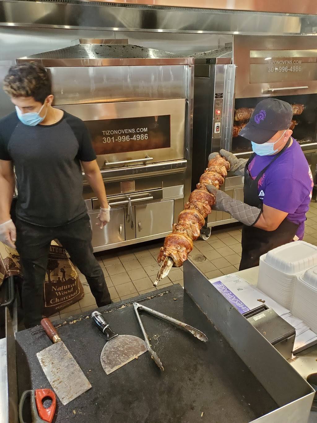 Poyoteca | restaurant | 14921 Fallsgrove Blvd, Rockville, MD 20850, USA | 2403868234 OR +1 240-386-8234