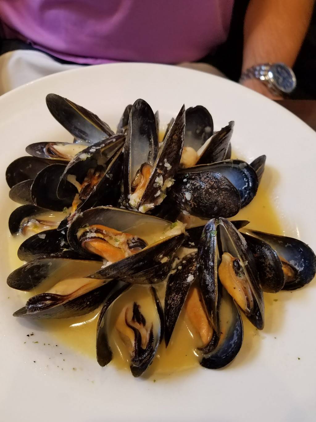 Persimmon | restaurant | 7003 Wisconsin Ave, Bethesda, MD 20815, USA | 3016549860 OR +1 301-654-9860