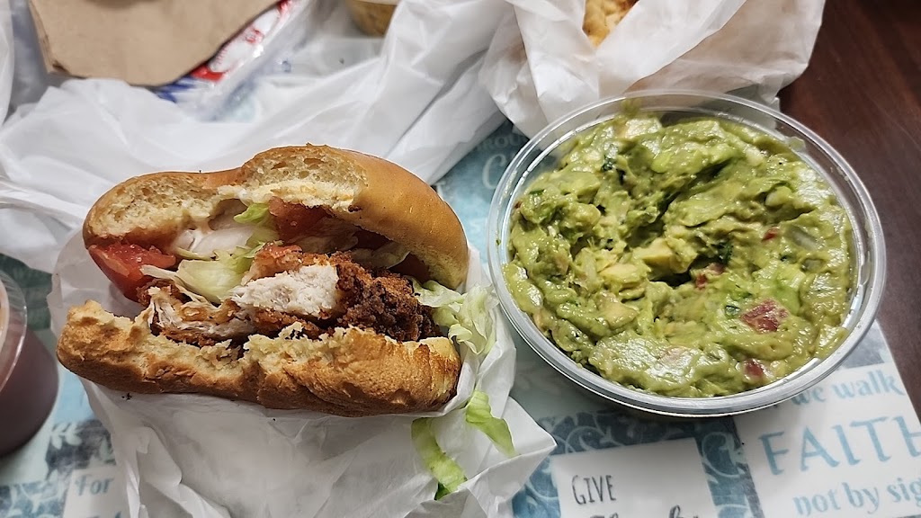 Wing N Tako | restaurant | 8290 Roswell Rd Suite 200, Atlanta, GA 30350, USA | 4702753511 OR +1 470-275-3511