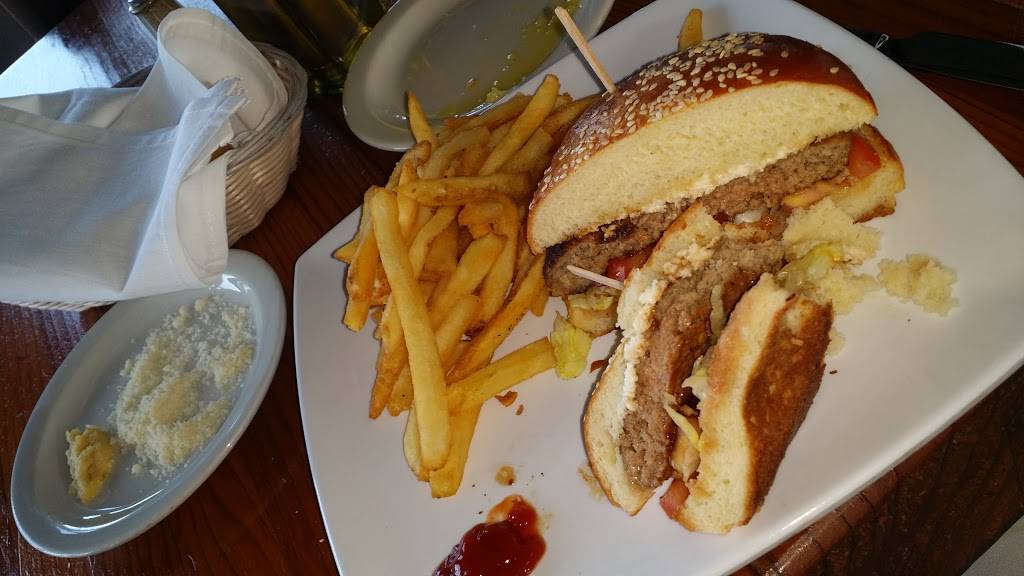 Pasta Pelican Restaurant | night club | 2455 Mariner Square Dr, Alameda, CA 94501, USA | 5108647427 OR +1 510-864-7427