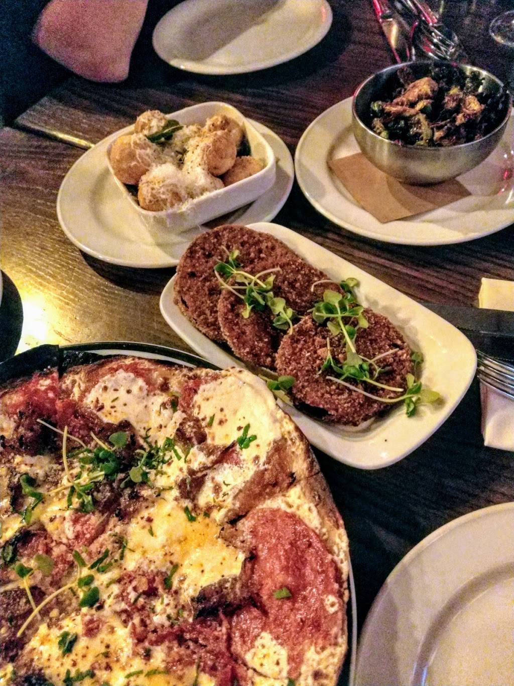 Trademark Taste + Grind | restaurant | 38 W 36th St, New York, NY 10018, USA | 6468582320 OR +1 646-858-2320