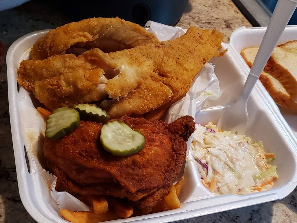Harolds Chicken Nashville | restaurant | 811 Dickerson Pike, Nashville, TN 37207, USA | 6155302384 OR +1 615-530-2384