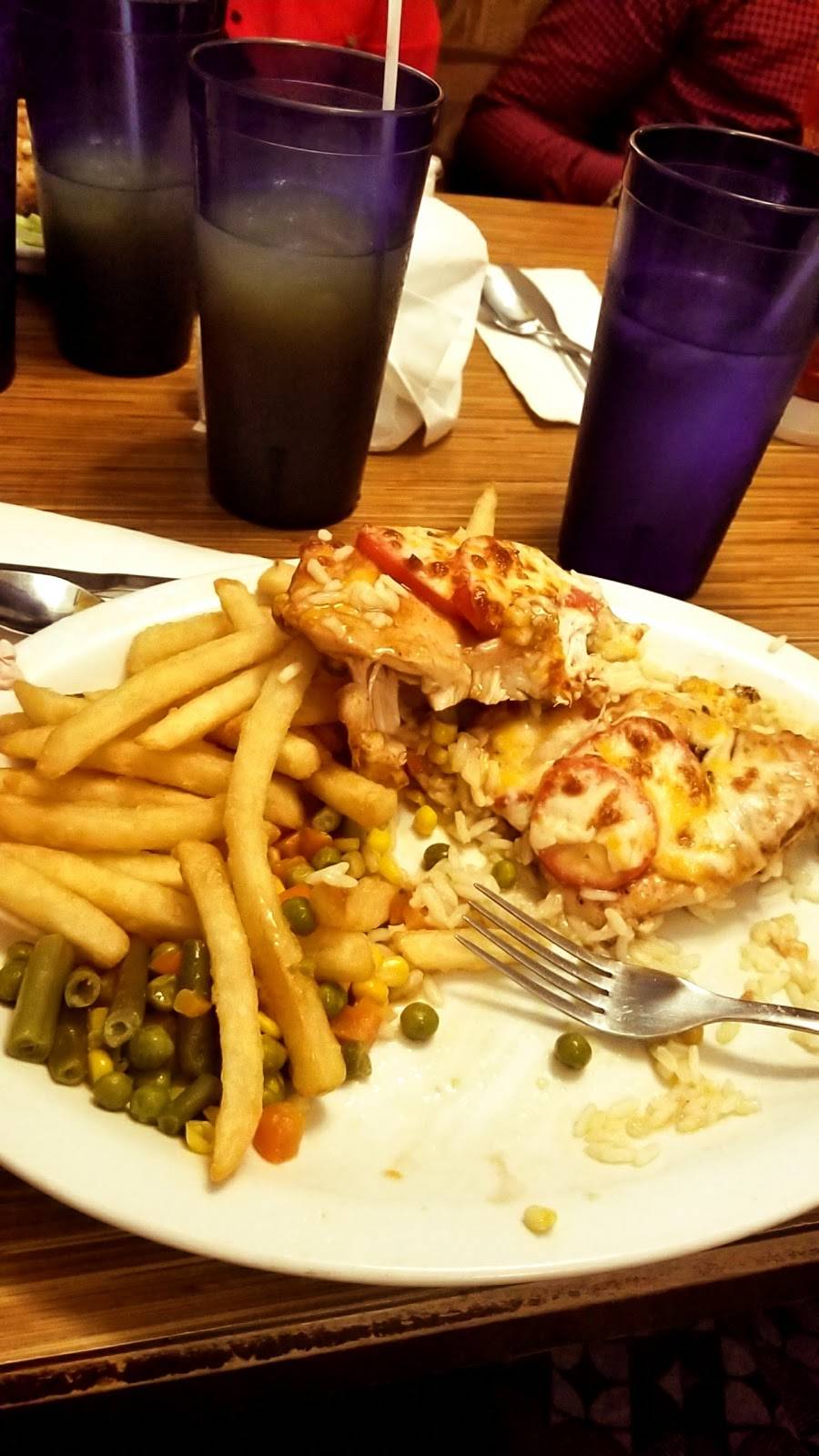 Country Boy Family Restaurant | restaurant | 5 Manitou Dr, Kitchener, ON N2C 2J6, Canada | 5198932120 OR +1 519-893-2120