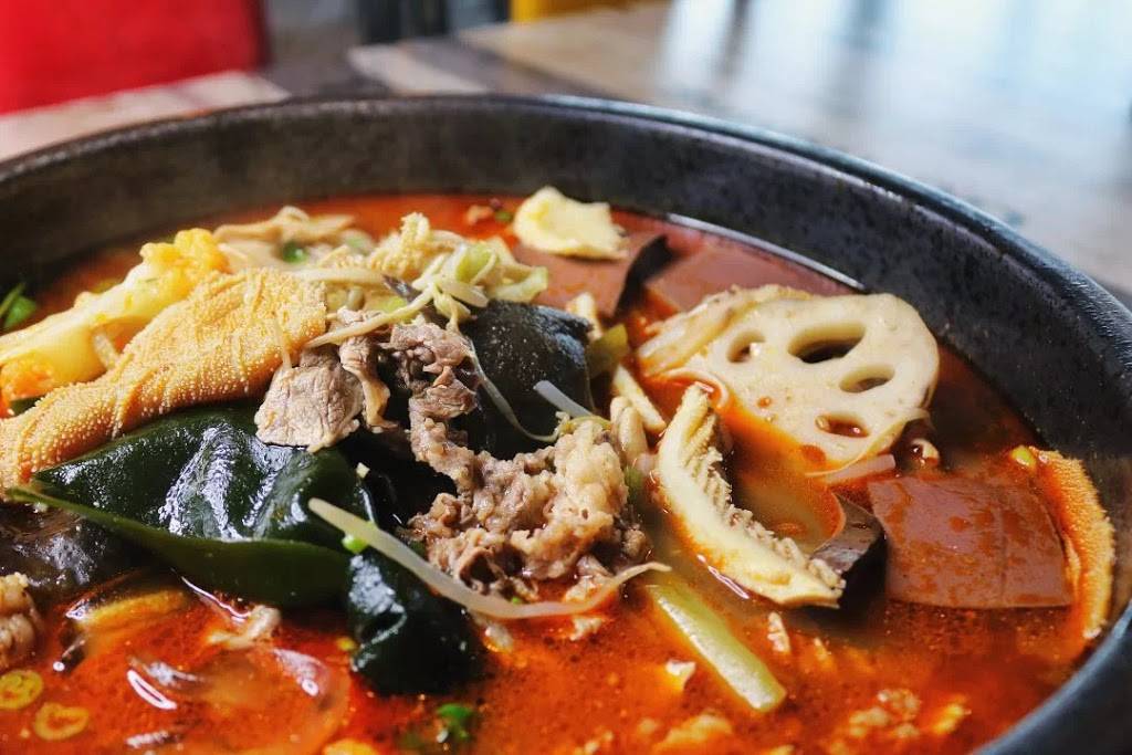 Magic Pot | restaurant | 2818 Cottman Ave, Philadelphia, PA 19149, USA | 2679339888 OR +1 267-933-9888