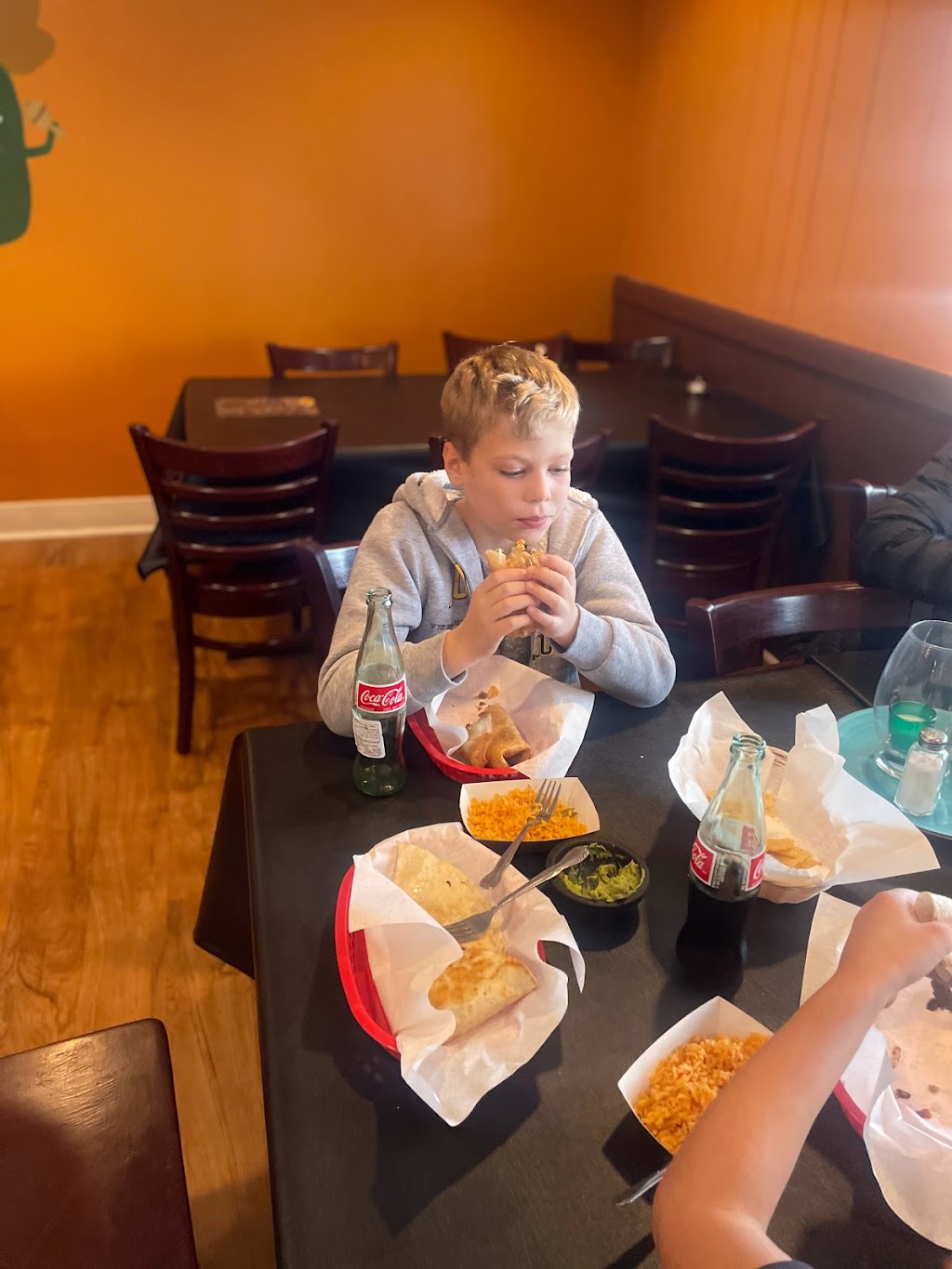 Blue Plate Tacos | restaurant | 3731 S Beaumont Ave, Kansasville, WI 53139, USA | 2629955086 OR +1 262-995-5086