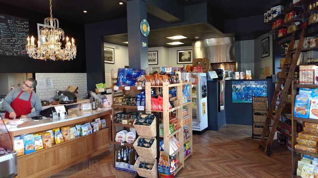 Tonys Market | meal takeaway | 4381 Washington St, Roslindale, MA 02131, USA | 6173237313 OR +1 617-323-7313