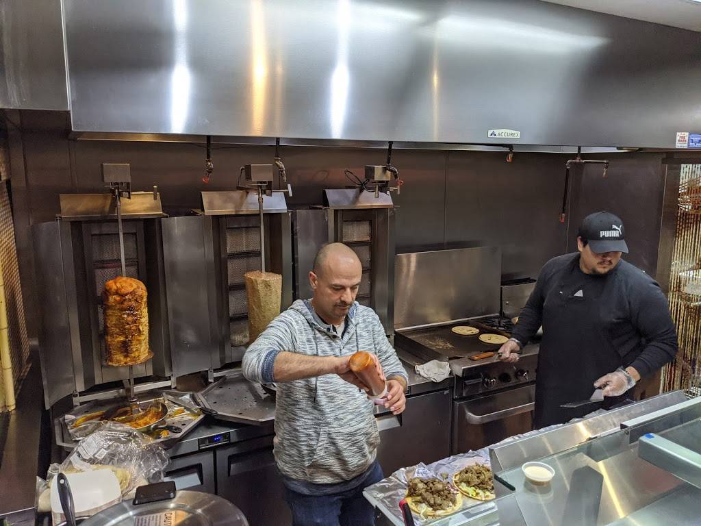 Charlies Gyros | restaurant | 200 Main St #103B, Huntington Beach, CA 92648, USA | 7144652063 OR +1 714-465-2063