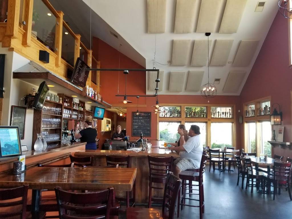 TRIO Restaurant & Market | restaurant | 3708 N Croatan Hwy, Kitty Hawk, NC 27949, USA | 2522610277 OR +1 252-261-0277