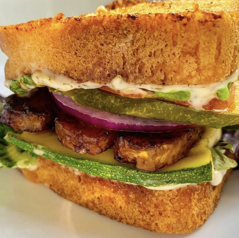 Royal Health World Retail & Cafe | restaurant | 371 Boulevard SE Suite 2, Atlanta, GA 30312, USA | 4044582186 OR +1 404-458-2186