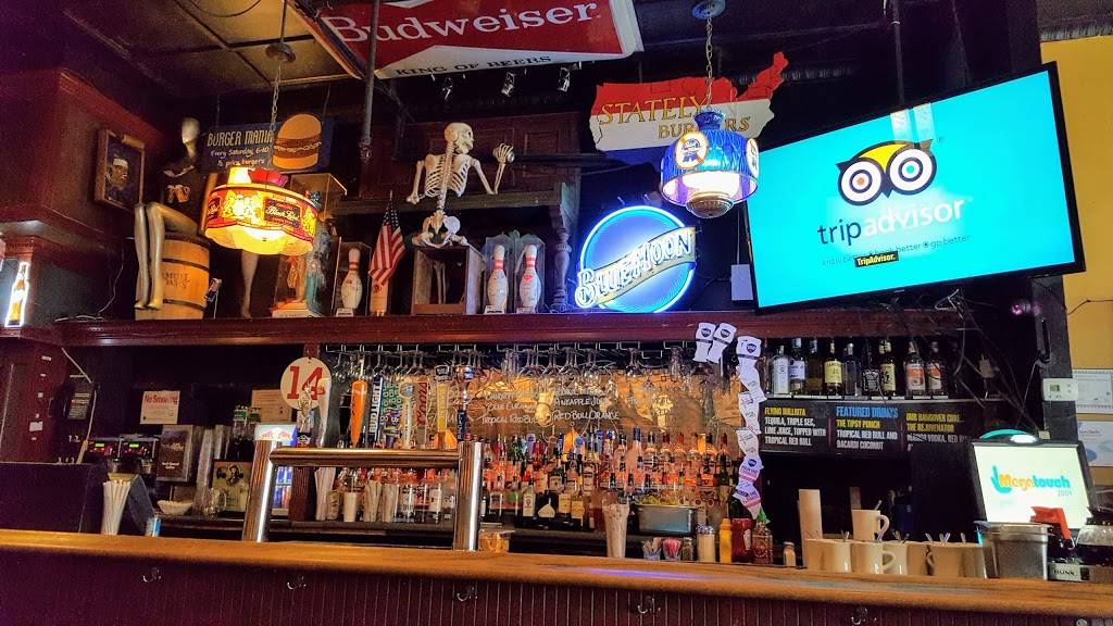 The Pour House | restaurant | 907 Boylston St #21, Boston, MA 02115, USA | 6172361767 OR +1 617-236-1767