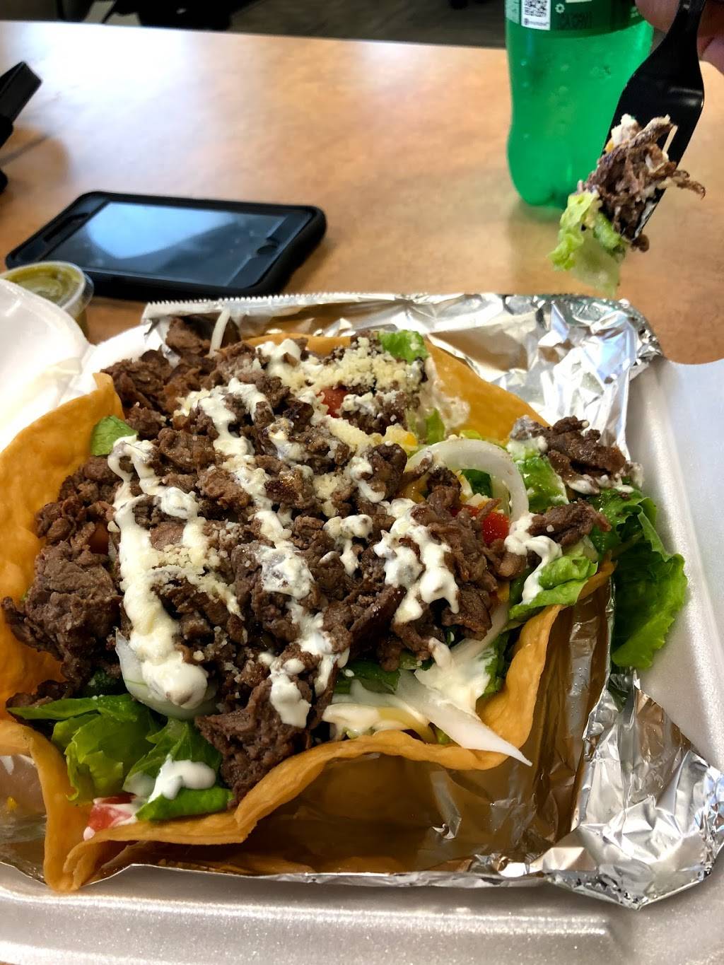 Las Palmas Del Sur | restaurant | 10 W Main St, Norristown, PA 19401, USA | 4843222503 OR +1 484-322-2503