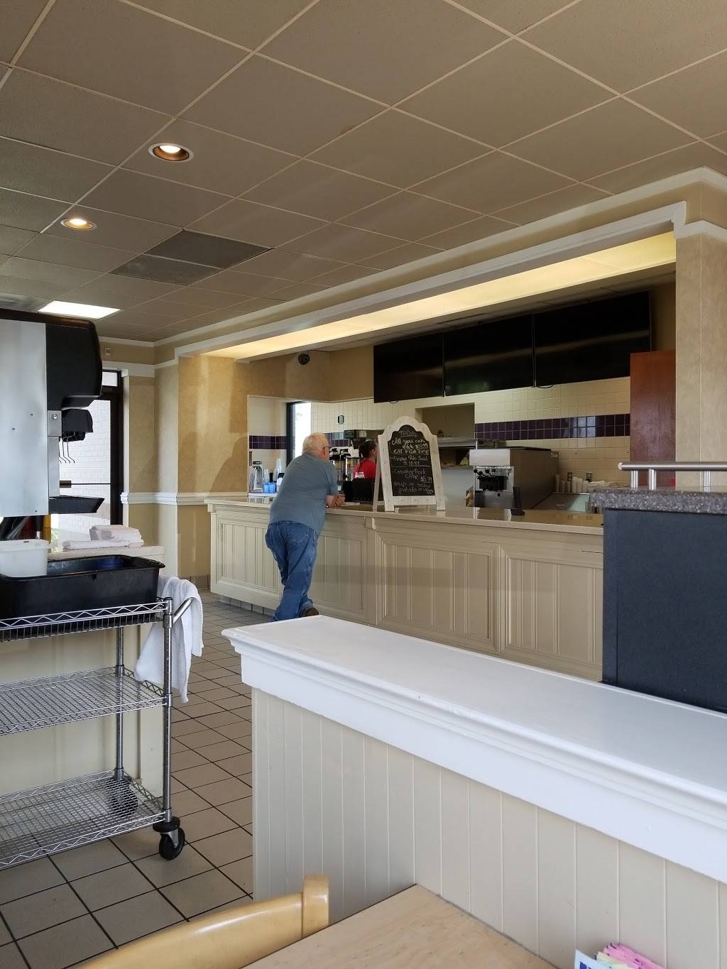 The Edinburgh Diner | restaurant | 413 S Eisenhower Dr, Edinburgh, IN 46124, USA | 8127035086 OR +1 812-703-5086