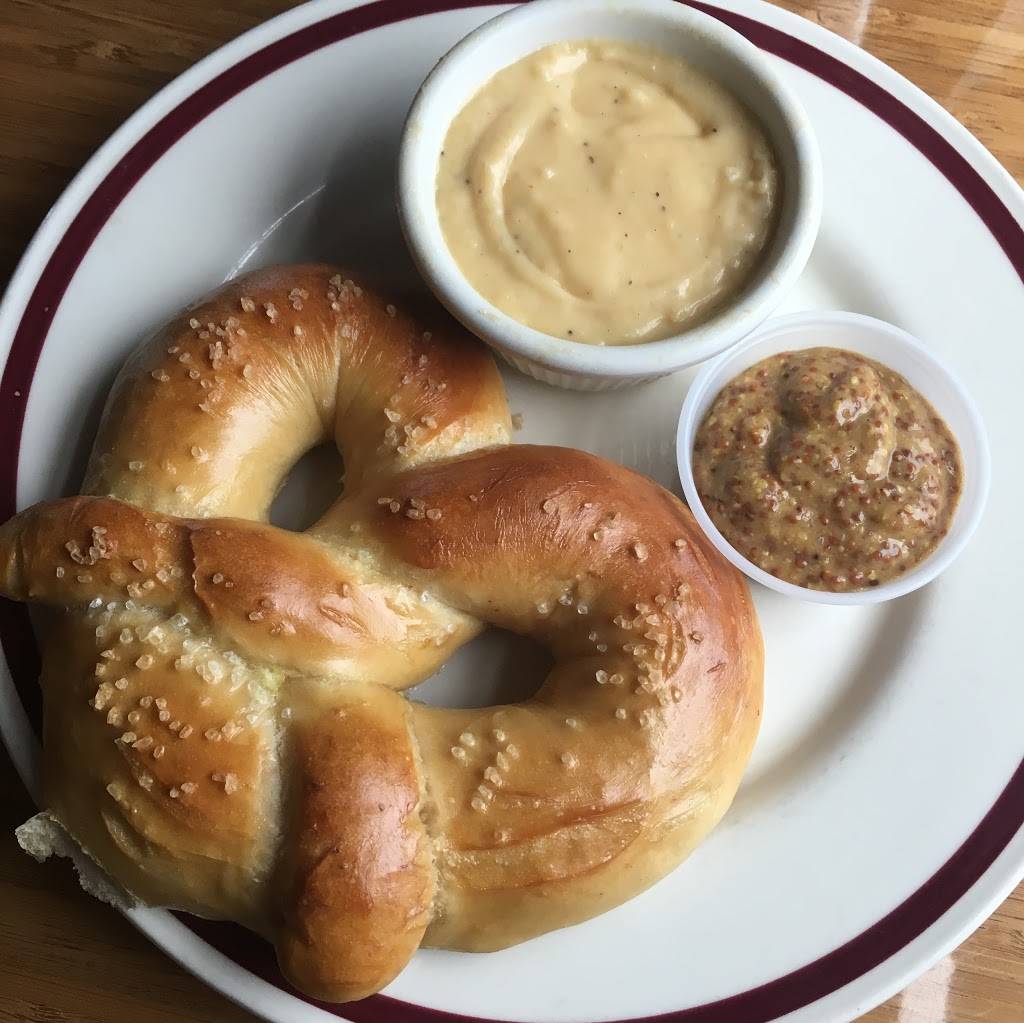 Sellwood Public House | restaurant | 8132 SE 13th Ave, Portland, OR 97202, USA | 5037360179 OR +1 503-736-0179