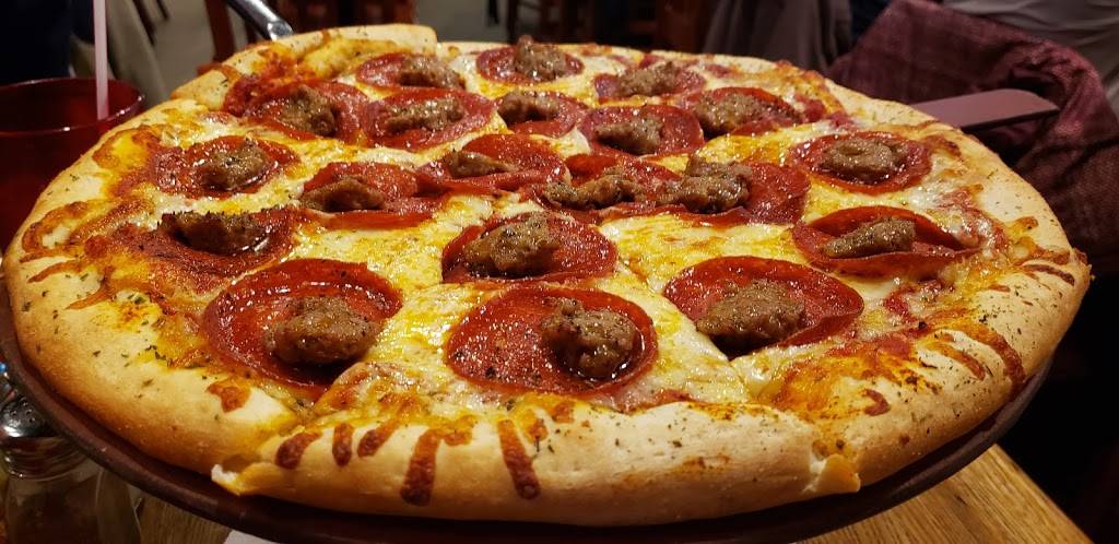 Adriaticos New York Style Pizza & Sportsbar | meal delivery | 113 W McMillan St, Cincinnati, OH 45219, USA | 5132814344 OR +1 513-281-4344