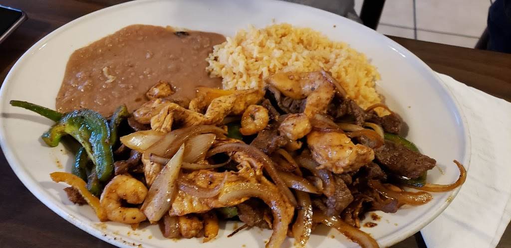 El Sol Hispanic Grocery | restaurant | 188 Wc Bryant Pkwy, Calhoun, GA 30701, USA | 7066255134 OR +1 706-625-5134