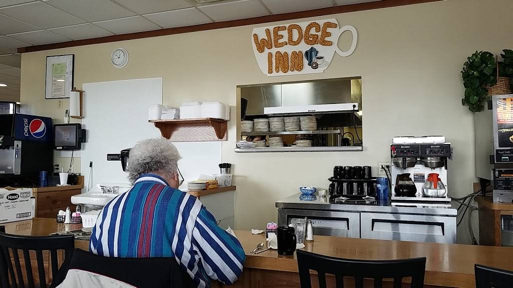 Wedge Inn Cafe | restaurant | 3443 E Milwaukee St, Janesville, WI 53546, USA | 6087571626 OR +1 608-757-1626