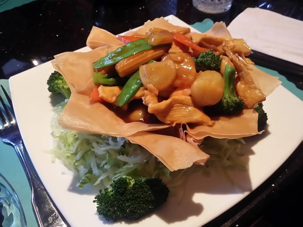 Saigon Flavors | restaurant | 3573 Aloma Ave, Oviedo, FL 32765, USA | 4079518818 OR +1 407-951-8818