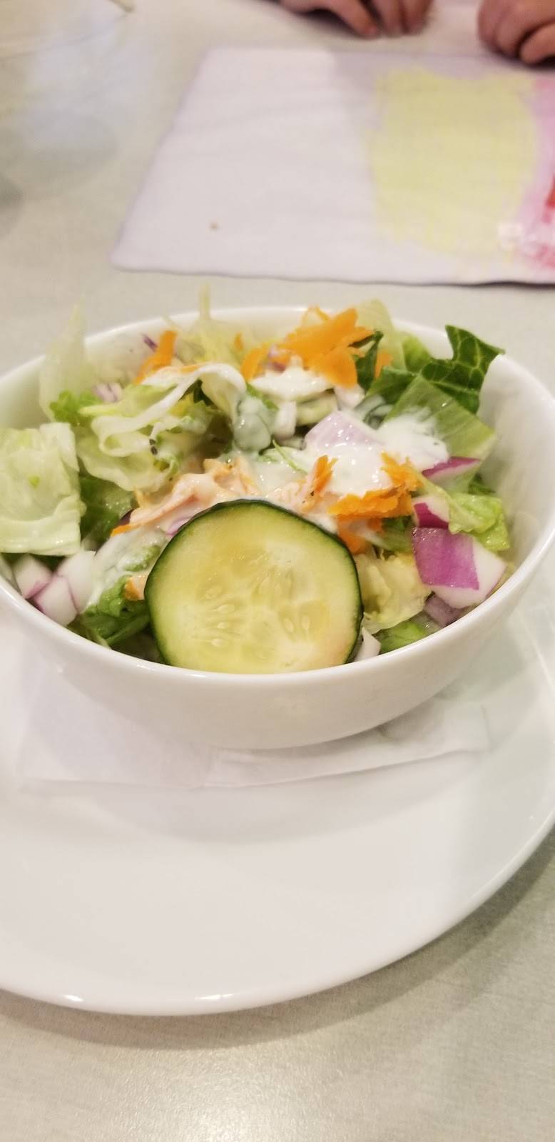 The Village Grill | restaurant | 1243 N Commerce Rd, Commerce Charter Twp, MI 48382, USA | 2483663290 OR +1 248-366-3290