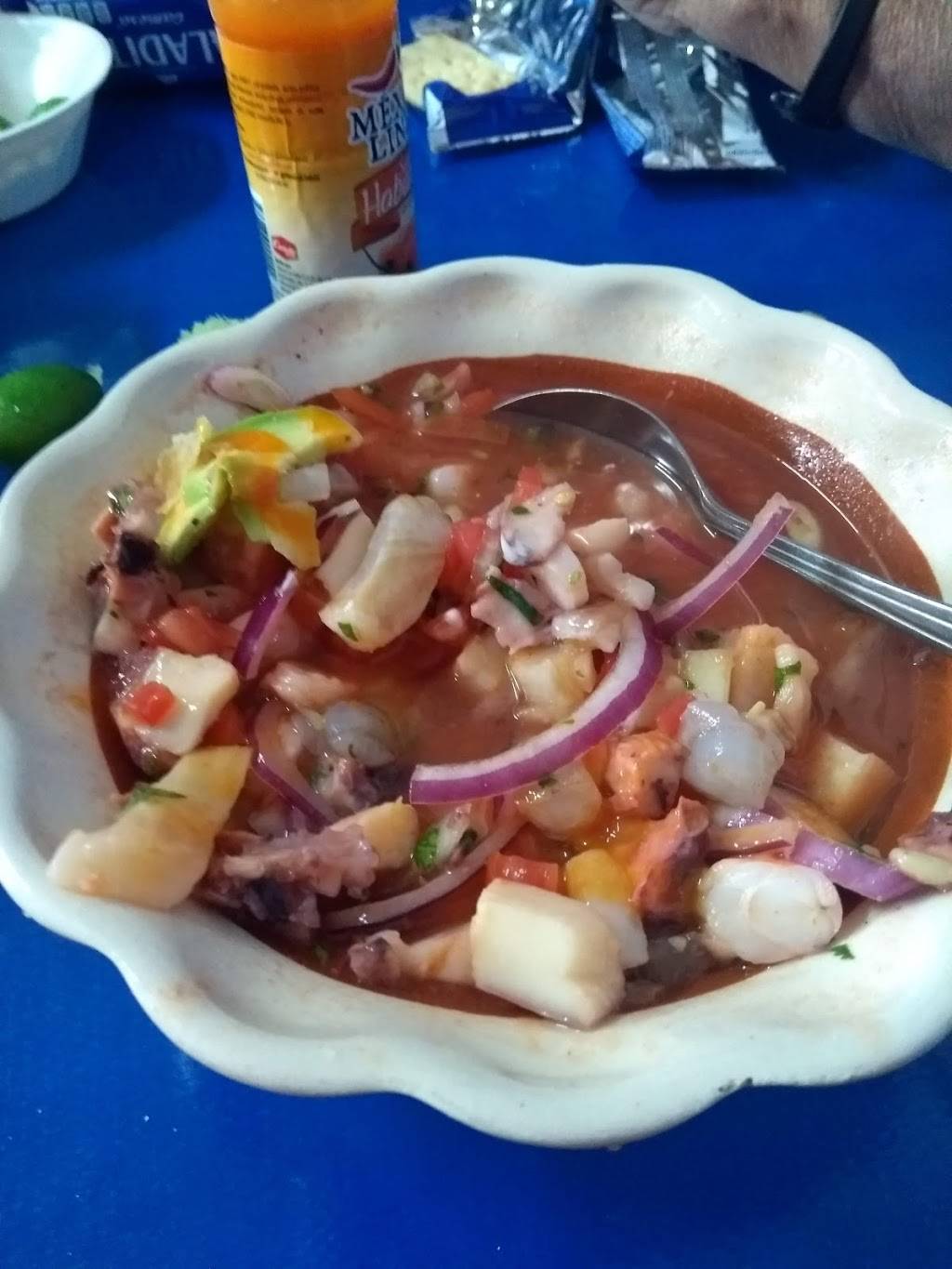 Mariscos el Tiburón | restaurant | Calle Lázaro Cárdenas del Río 4, Col.Plan Libertador, Plan Libertador, 22710 Rosarito, B.C., Mexico | 0446618509710 OR +52 1 661 850 9710