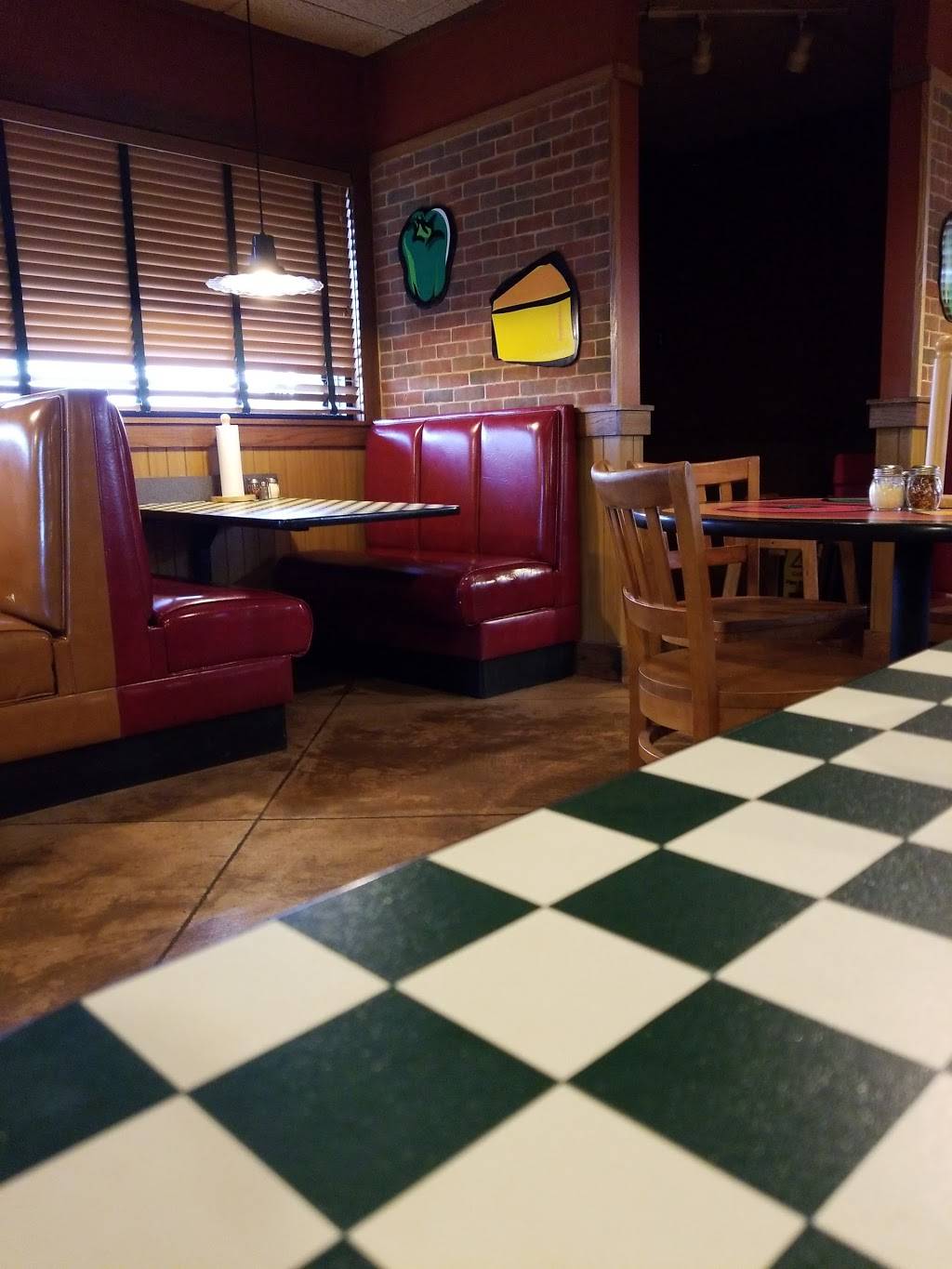 Pizza Hut | meal takeaway | 220 Young Ln, Mt Sterling, KY 40353, USA | 8594981027 OR +1 859-498-1027