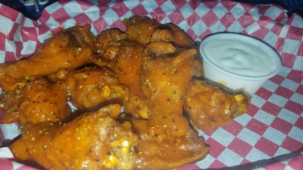 Dog House Pub & Grill | restaurant | 568 Springmart Blvd Ste 700, Brownsville, TX 78526, USA | 9565257134 OR +1 956-525-7134