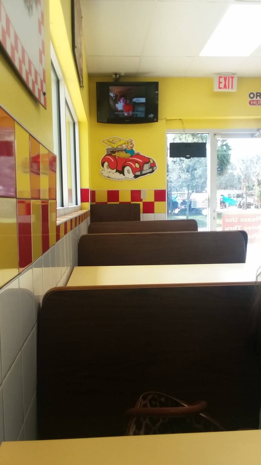 Hungry Howies Pizza | restaurant | 1708 N Young Blvd, Chiefland, FL 32626, USA | 3524907777 OR +1 352-490-7777