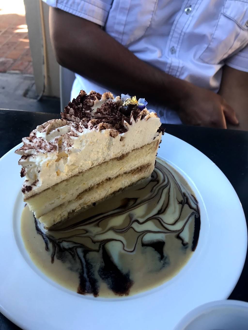 Extraordinary Desserts | bakery | 2870 Fourth Ave, San Diego, CA 92103, USA | 6192942132 OR +1 619-294-2132