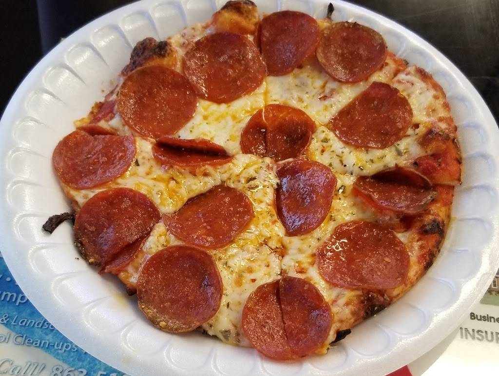 Pizza Connection | restaurant | 220 E Lake Ave, Auburndale, FL 33823, USA | 8639679349 OR +1 863-967-9349