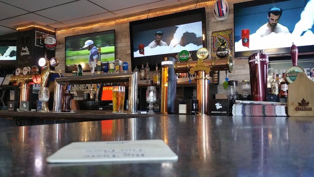 Malones Pint House | restaurant | 118 Bradford St, Barrie, ON L4N 3B1, Canada | 7057399070 OR +1 705-739-9070