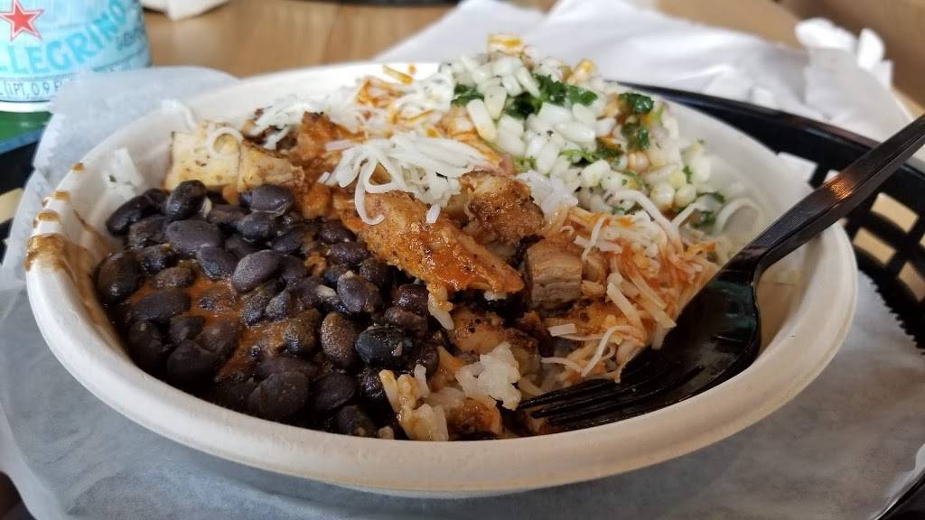 Currito | restaurant | 272 N York St, Elmhurst, IL 60126, USA | 6305010568 OR +1 630-501-0568