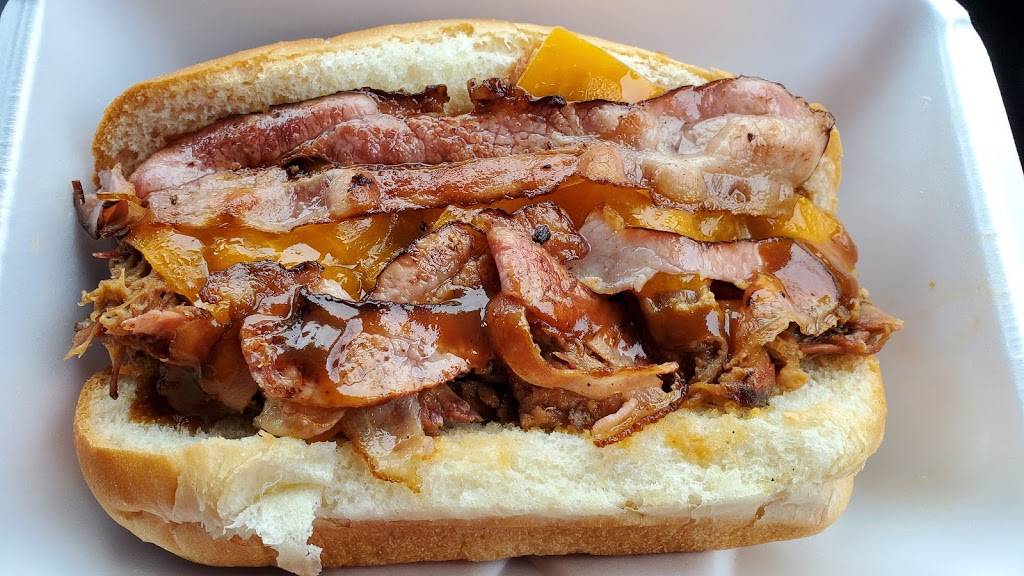 Gator BBQ | restaurant | 175 West St, Simcoe, ON N3Y 1S7, Canada | 2264012612 OR +1 226-401-2612