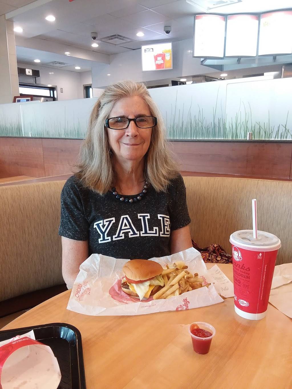 Wendys | restaurant | 801 Martha Berry Blvd NE, Rome, GA 30165, USA | 7062911008 OR +1 706-291-1008