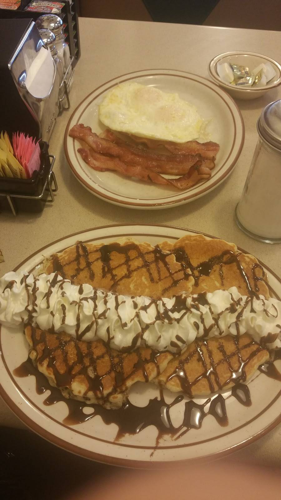 Leos Coney Island | restaurant | 36595 Warren Rd, Westland, MI 48185, USA | 7347216400 OR +1 734-721-6400