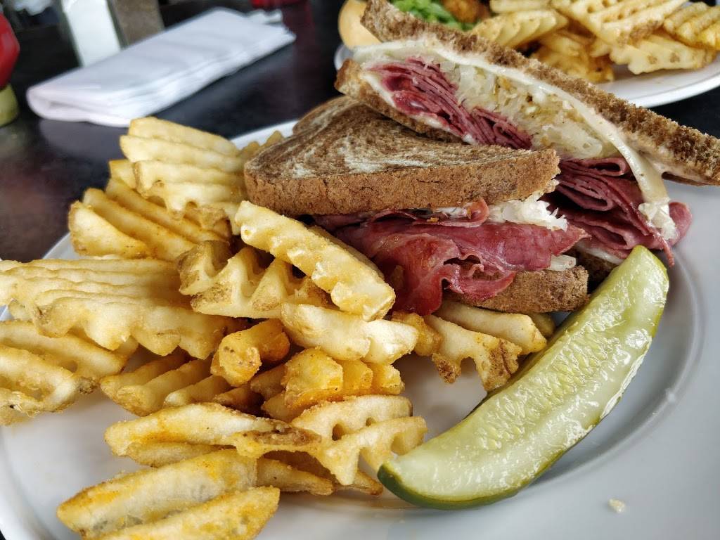 Back East Bar & Grill | restaurant | 9475 Briar Village Point, Colorado Springs, CO 80920, USA | 7192646161 OR +1 719-264-6161