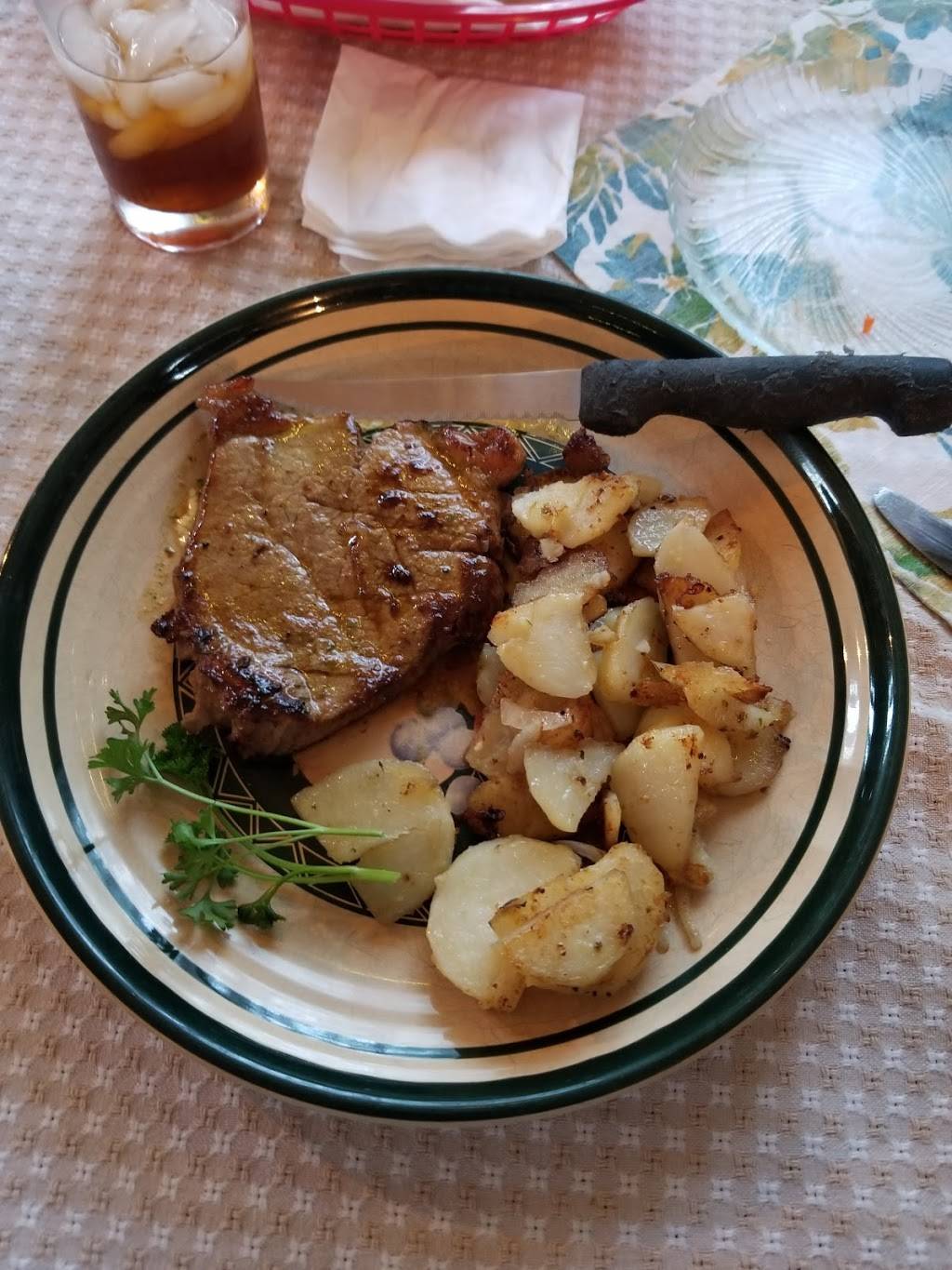 Gasthaus Edelweiss | restaurant | 276 Meadowlark St, Weber City, VA 24290, USA | 2763863724 OR +1 276-386-3724