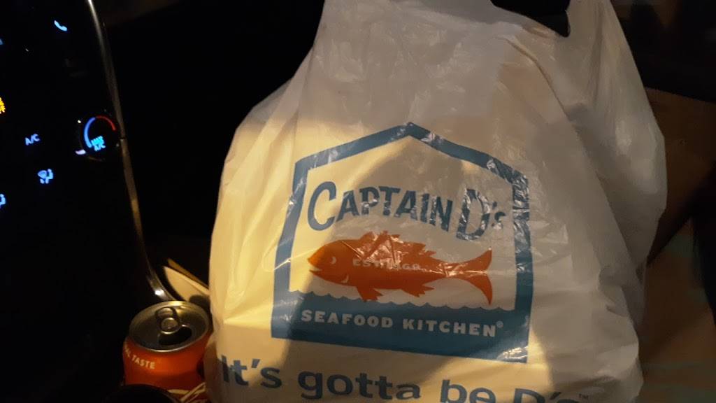 Captain Ds | restaurant | 506 Alabama St, Columbus, MS 39702, USA | 6623280357 OR +1 662-328-0357